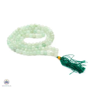 Collier Mala 108 grains en perles d'aventurine verte naturelle avec pompon vert