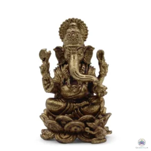 Statuette Ganesh en laiton doré de 37 mm assis, trompe et défenses ciselées