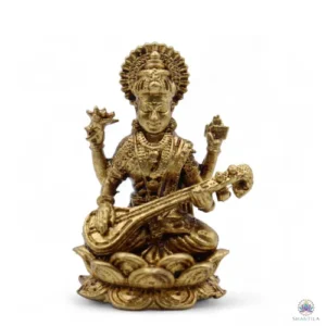Statuette Saraswati en laiton doré de 34 mm tenant sa vina