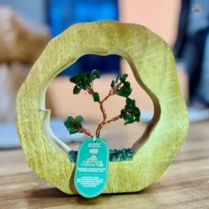 Jardin d'arbres de vie pierres en aventurine verte sur socle en bois de manguier